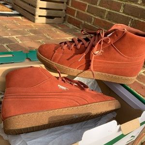 Puma Suede Mid Emboss